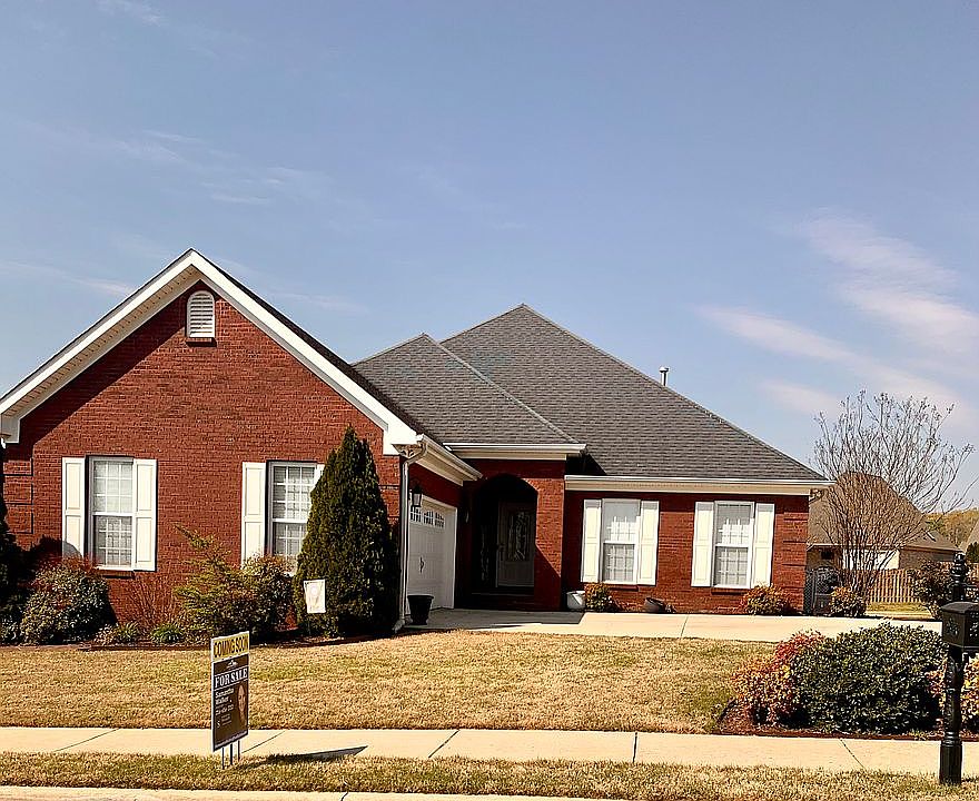 1st image of 23409 Piney Creek Dr