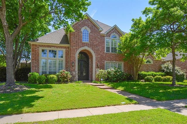 1st image of 3900 Braewood Cir