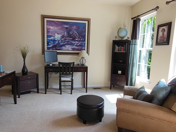 Front Living Room/Office