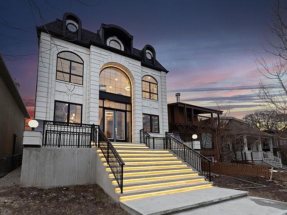 2nd image of 1910 S Broadview Rd NW