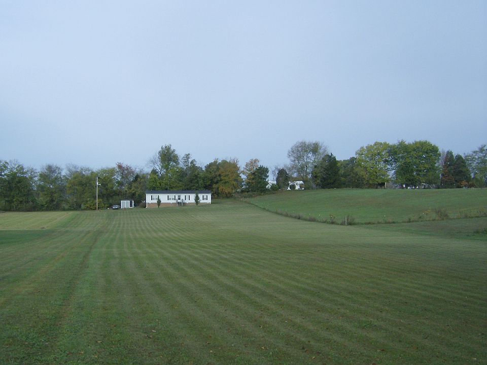 2nd image of 3842 Atkins Rd