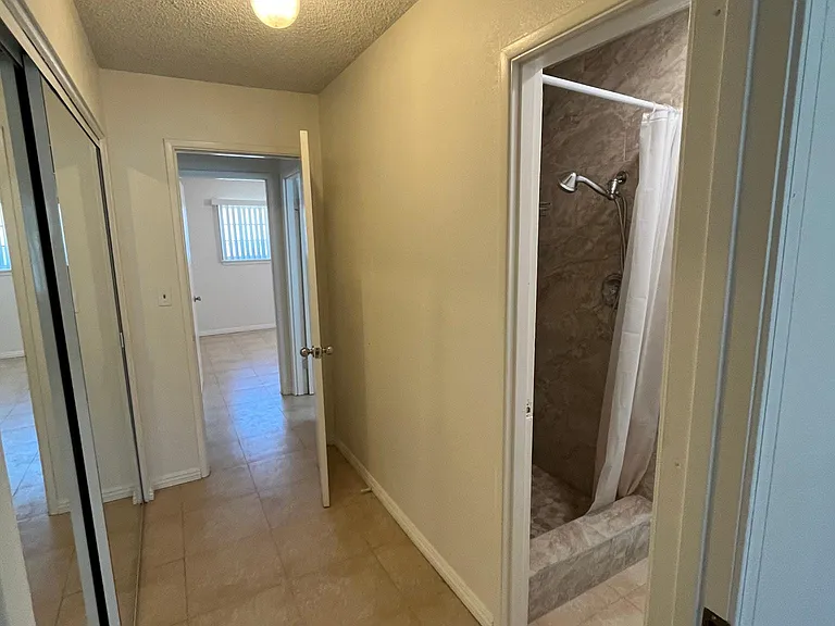 400 W Blaine St — Photo 19