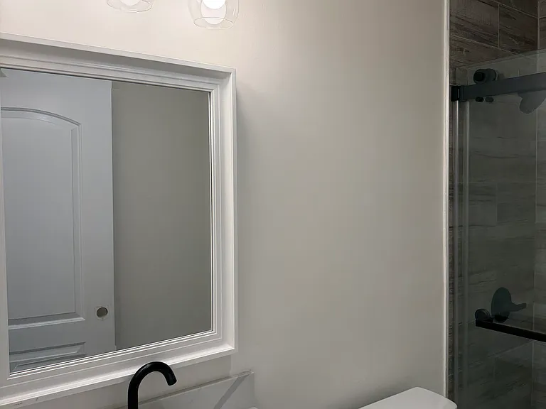 7449 1/2 Variel Ave — Photo 13