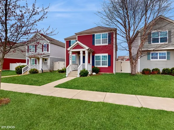 290 Longview Dr, Elgin, IL 60124