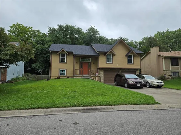 517 Buena Vista Dr, Belton, MO 64012