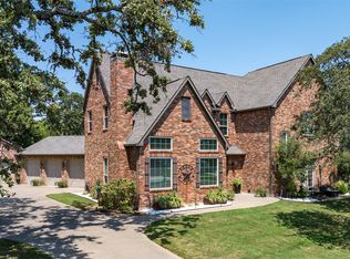 212 Cape Shore Dr, Kemp, TX 75143