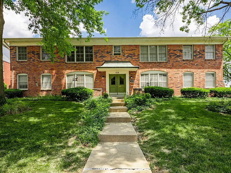 616 Broadmoor Dr — Photo 13