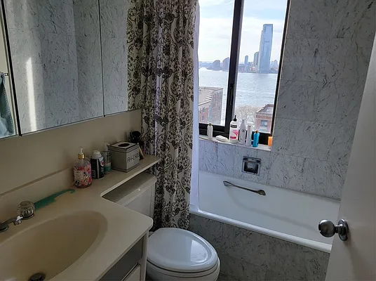 Rented by BATTERY PARK CITY RESIDENTIAL LLC | media 3