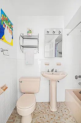 5th image of 333 E 66th St APT 14L