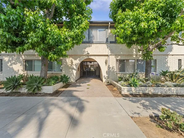 360 Gladys Ave APT 11, Long Beach, CA 90814