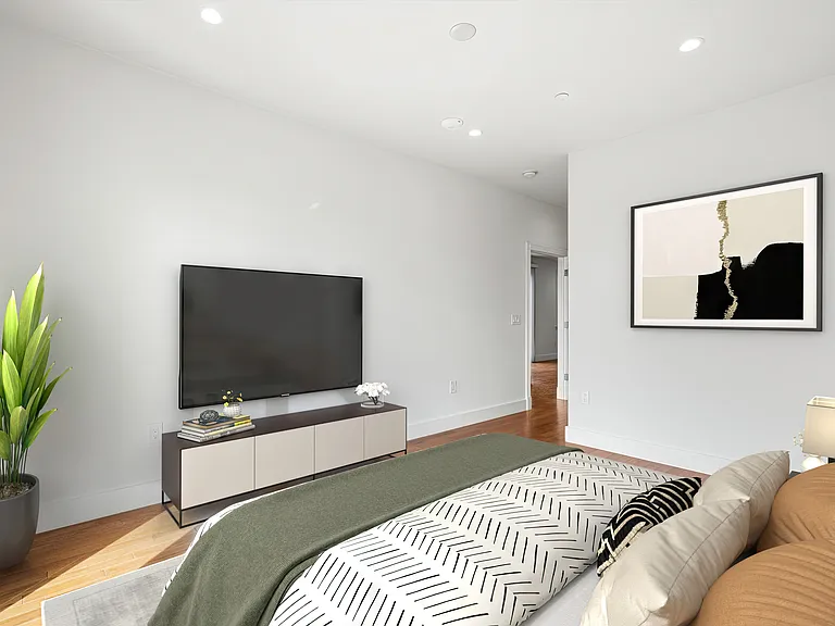 650 Mill St #204 — Photo 13