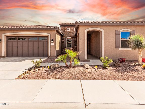 2nd image of 41631 W SUMMER SUN Lane