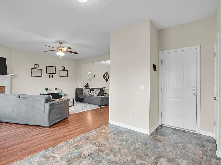 1404 Evergreen Trl — Photo 18