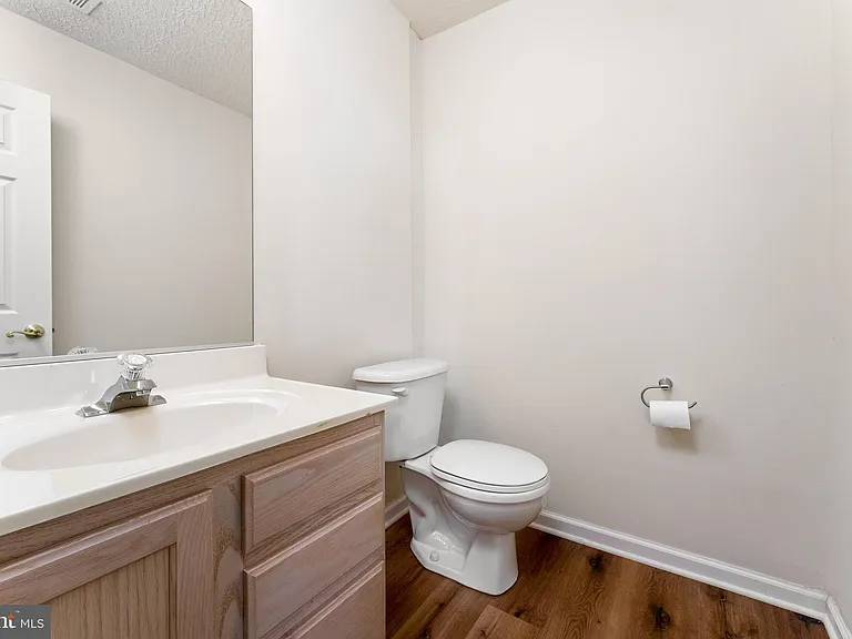 5783 Rhode Island Dr — Photo 24