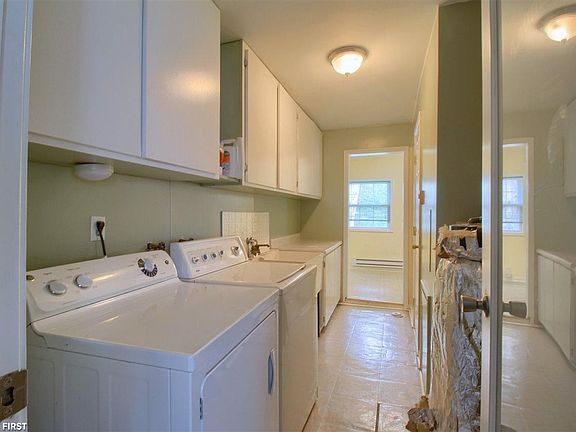 4th image of 39096 Moravian Dr