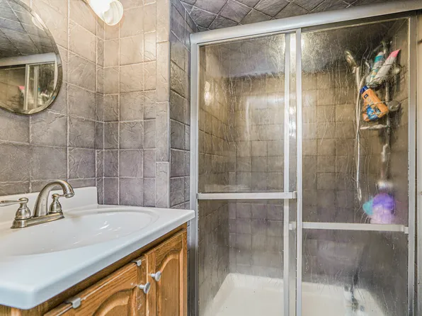 78 Burnside Avenue image 25 of 29