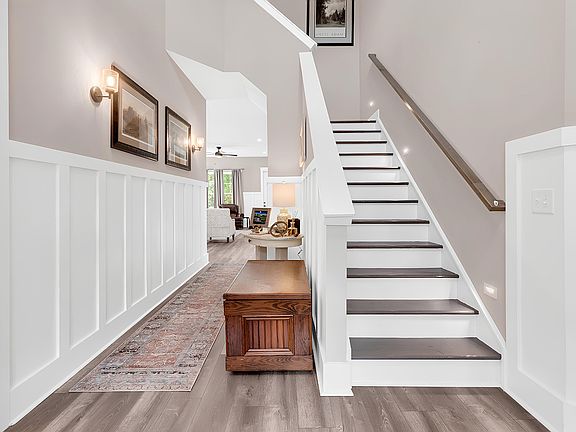 5th image of 50 Comfort Ln.