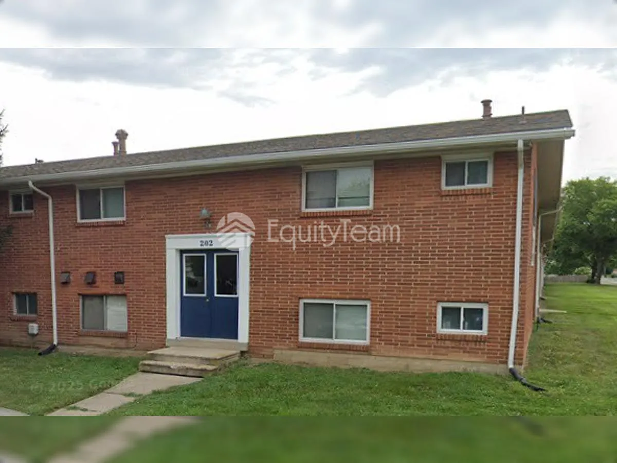 202 N 10th St Apt C — Photo 2