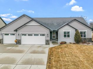 3130 Gardenia Dr, Appleton, WI 54913