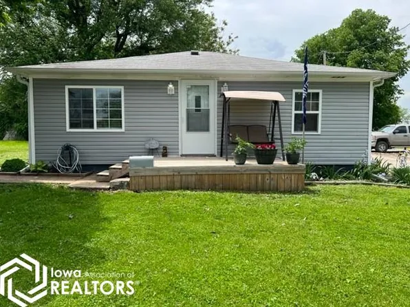 506 N 8th St, Centerville, IA 52544