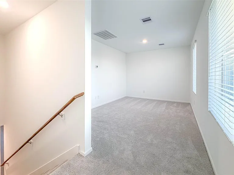 3016 Angelic Rose Ln — Photo 23