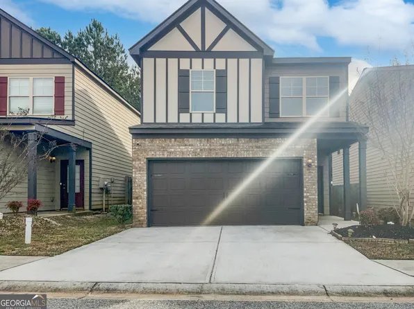 340 Lauren Dr, Fairburn, GA 30213