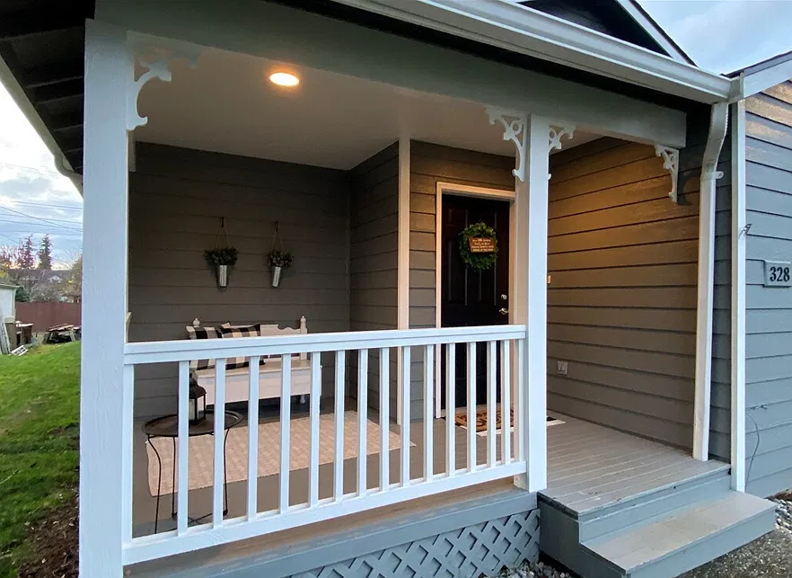 3 bed, 1220 sqft, $2,850 — Photo 2