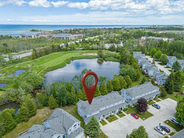 15 Sundial Ct, Collingwood, ON L9Y 5E5