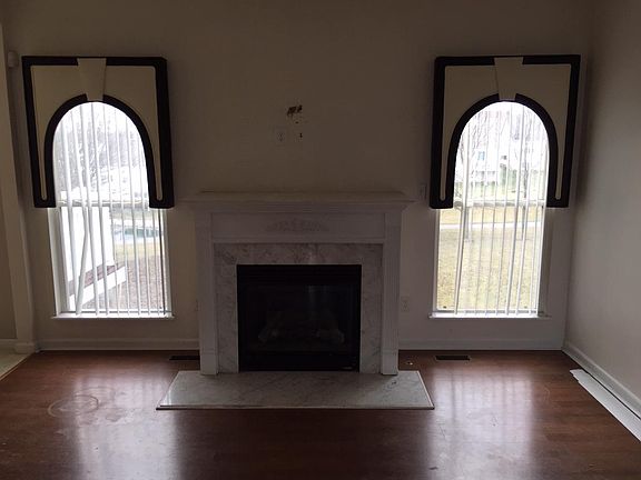 2nd image of 4579 Richmond Forest Dr