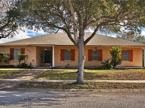 1205 Clarion Dr, Corpus Christi, TX 78412