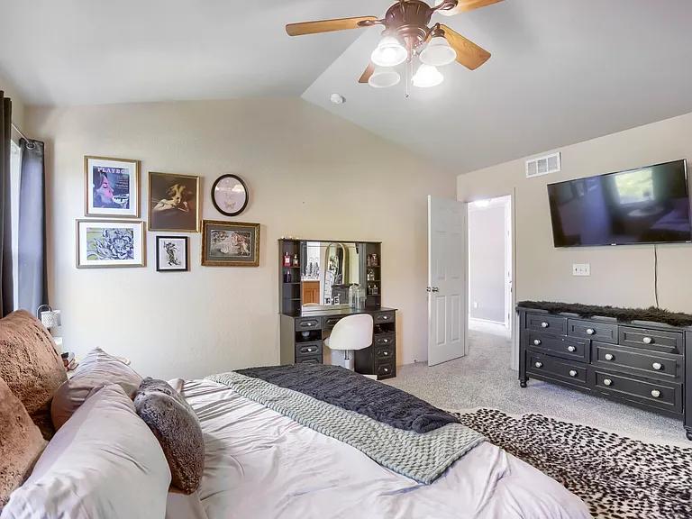 4333 Mount Lincoln St — Photo 16
