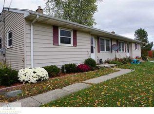 10234 Corcoran Rd, Haslett, MI 48840