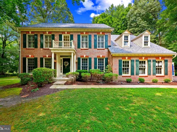 2326 Patuxent River Rd, Gambrills, MD 21054