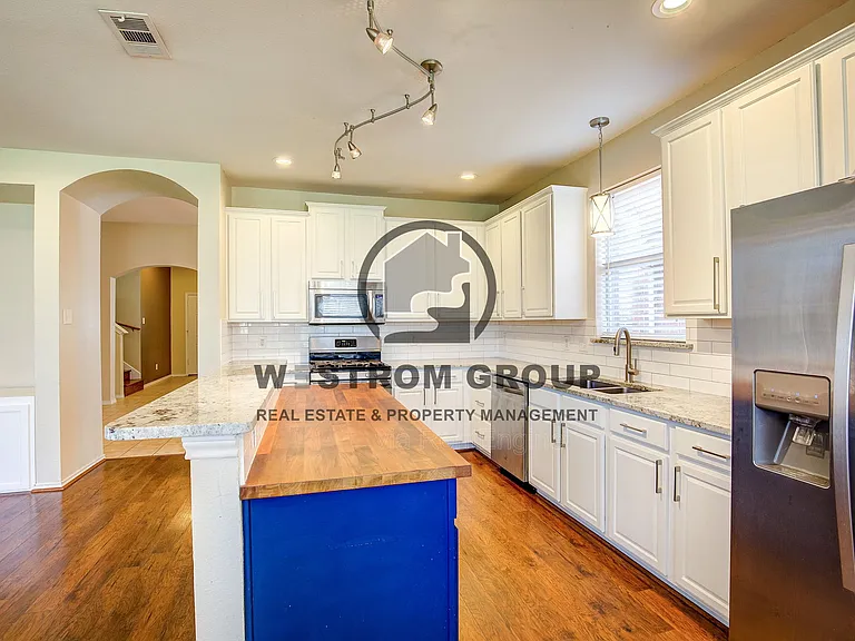 4537 Chris Dr — Photo 20