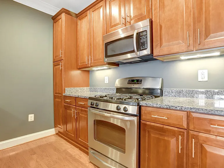 1023 N Royal St #312 — Photo 2