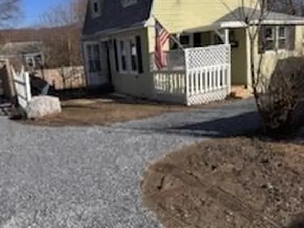 50 1/2 Williams St, North Adams, MA 01247