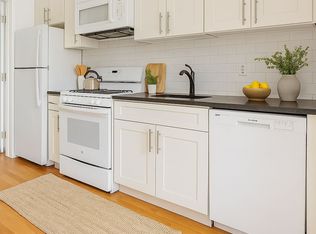 331 18th St #2L, Brooklyn, NY 11215
