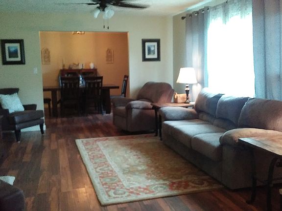 4th image of 1683 E Springwood Dr