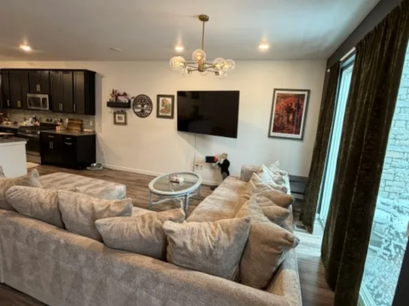 7497 W Pacific Ln, Lakewood, CO 80227