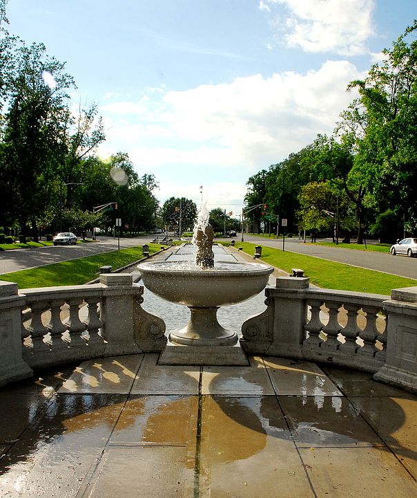 Neighborhood Fountain
