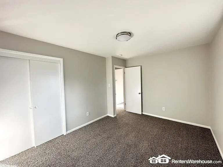 3315 SE 4th St — Photo 7