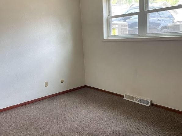 906 5th Ave S #10980976