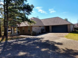 1205 W Main St, Bellville, TX 77418