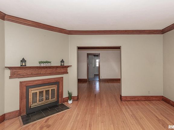 4th image of 2535 20th Ave