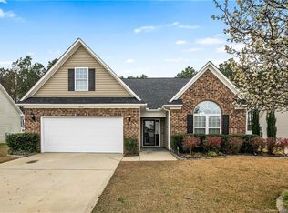 905 Fairfield Cir, Raeford, NC 28376