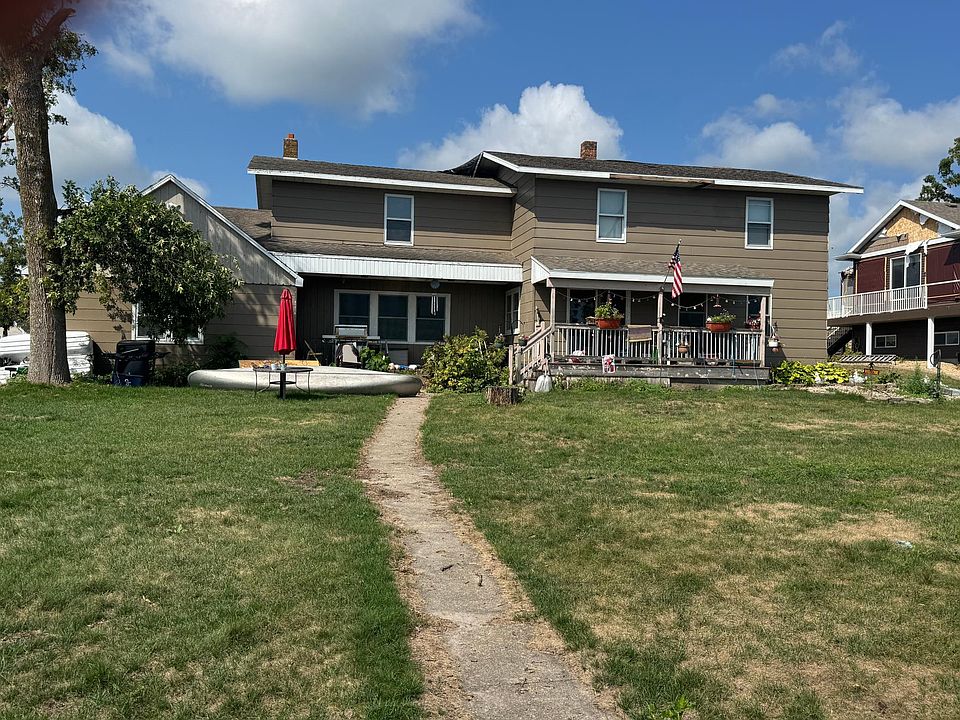2nd image of 20483 Oakland Beach Rd