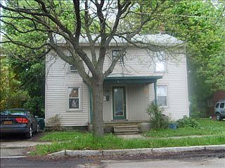 1st image of 516 Oak St