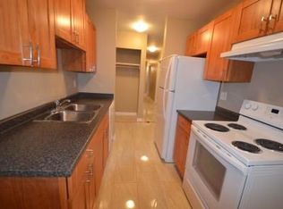 Monarch Manor, Edmonton, AB T5H 3J9