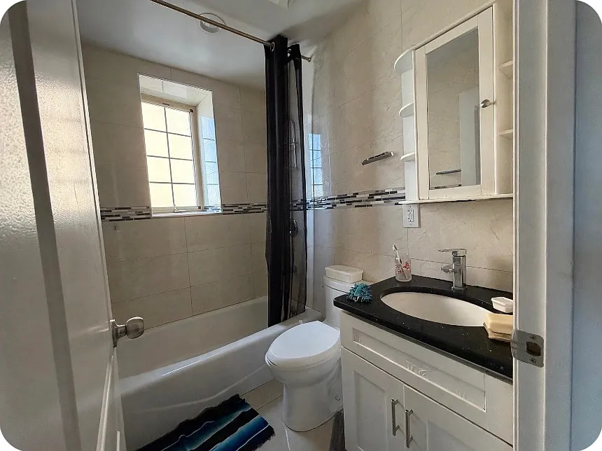 4 bed, 1100 sqft, $3,950 — Photo 4