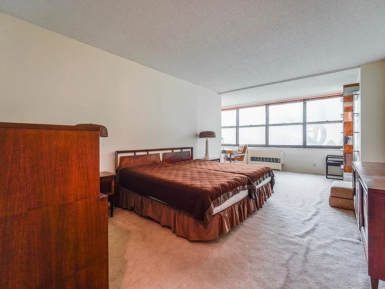 7002 Boulevard East #6H — Photo 15